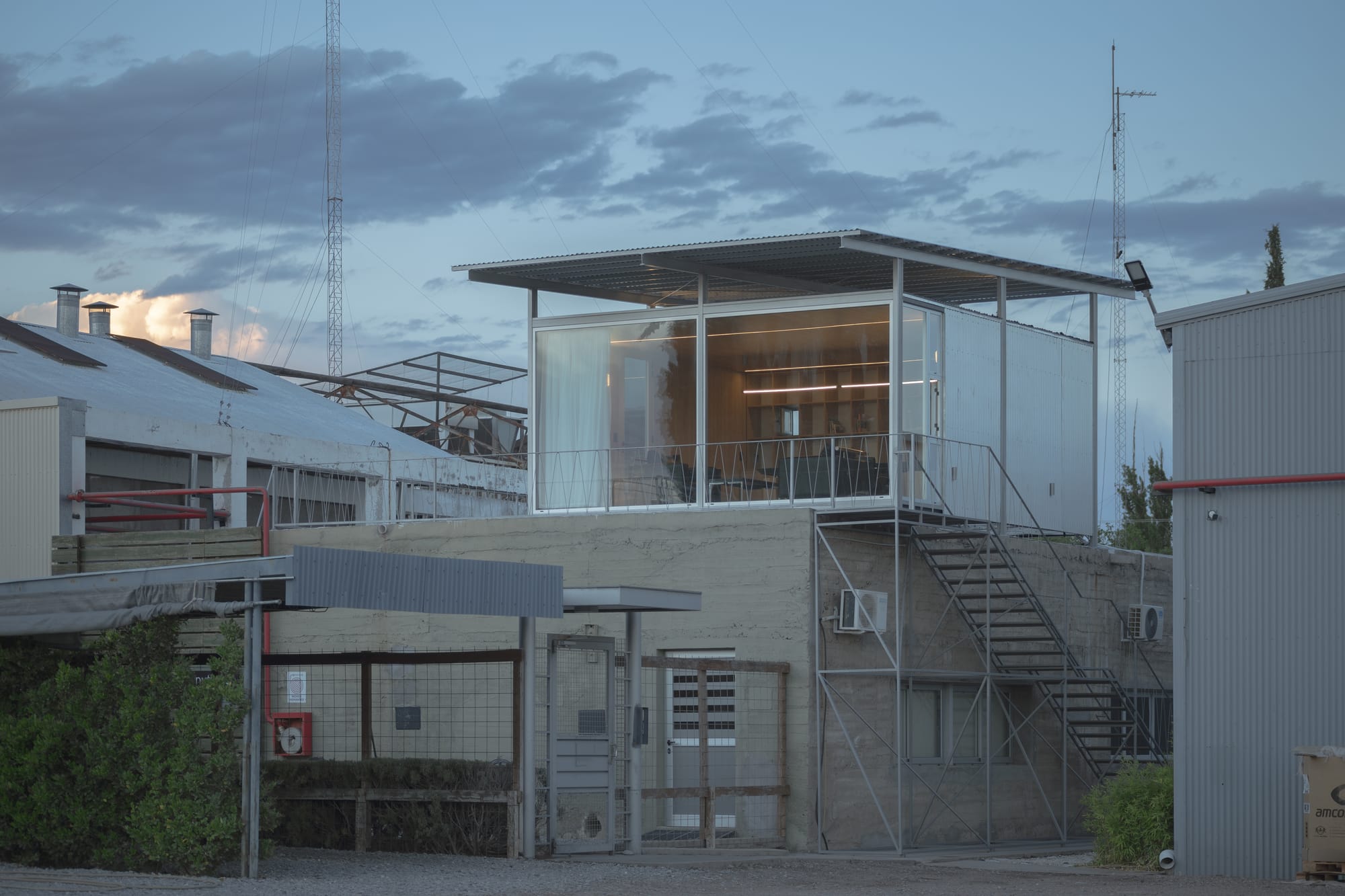 Fotografía de obra de Oficina Sobre Pileta San Rafael